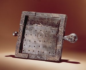 Träspelbräda, Ballinderry, County Westmeath, vikingatiden (idegran)